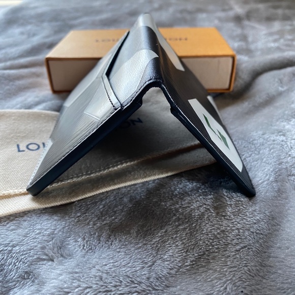 Louis Vuitton FIFA Pocket Organizer RARE - Picture 7 of 14